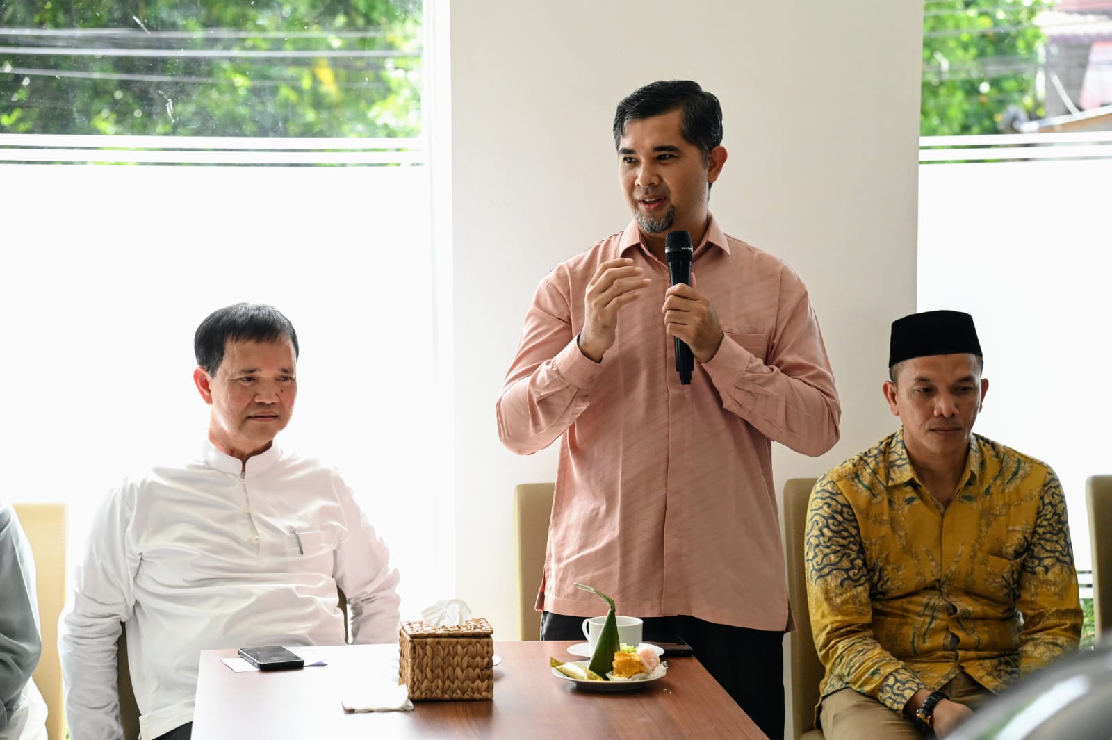 Wakili Pj Bupati, Plt Kadiskopukmdag Aceh Besar Resmikan Ilona Boutique Hotel