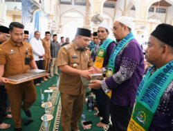 Jelang Keberangkatan Tanah Suci, 344 JCH Aceh Besar Peusijuk