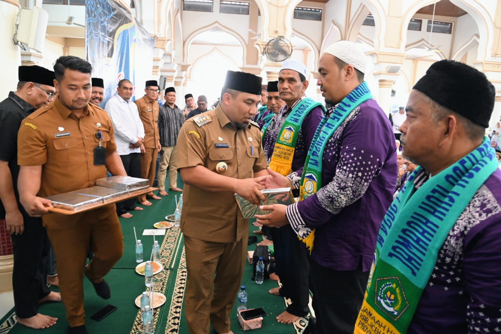 Jelang Keberangkatan Tanah Suci, 344 JCH Aceh Besar Peusijuk