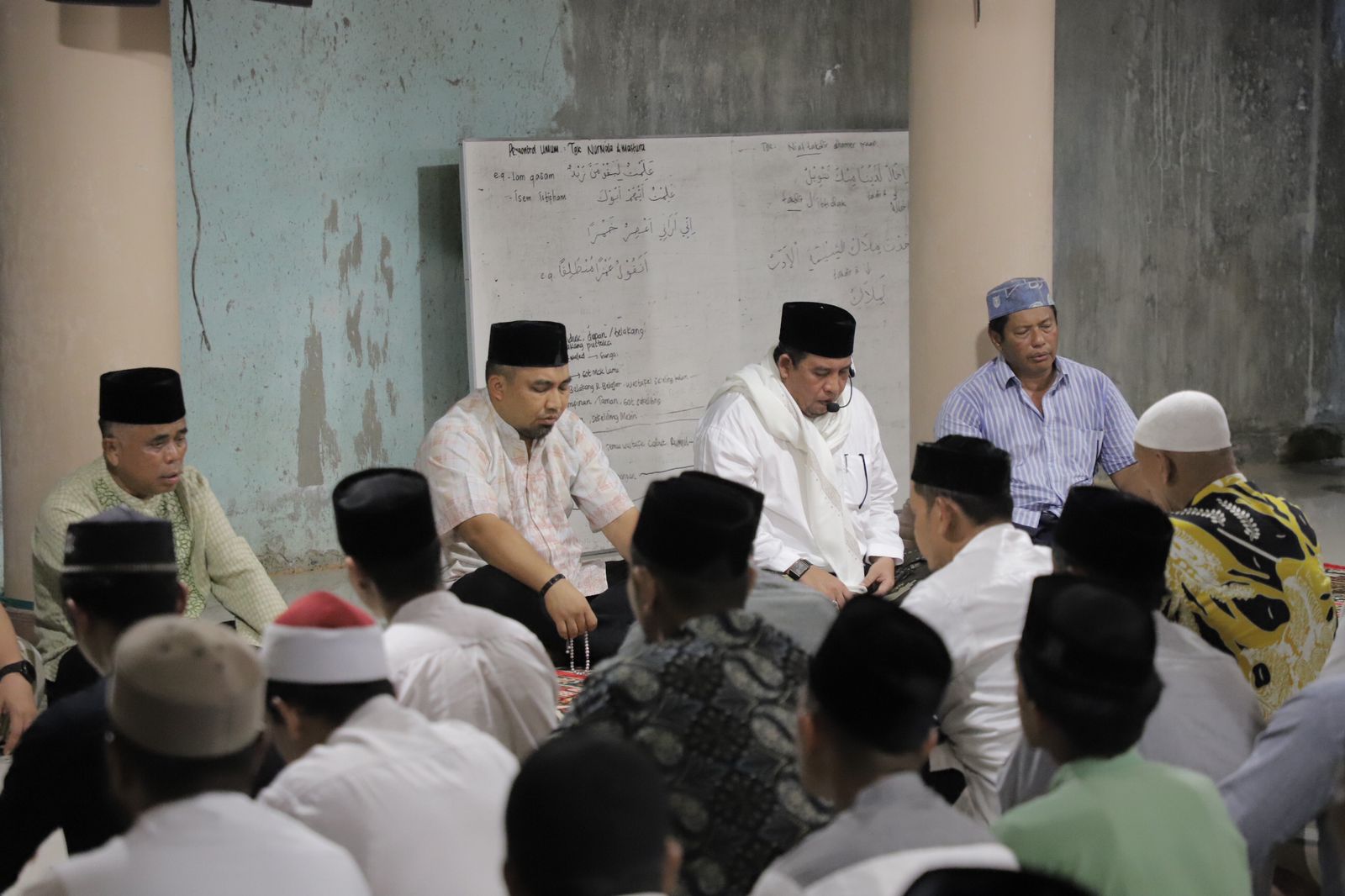 Pj Bupati Muhammad Iswanto Pimpin Rombongan Balee Beut Meuligoe Doakan Waled Husaini