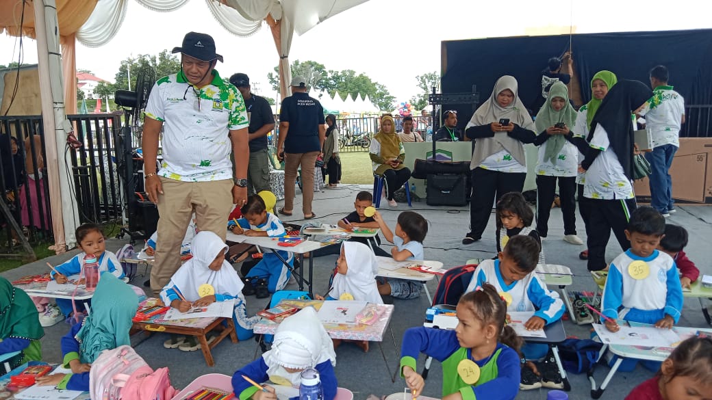 Kadslisdikbud Aceh Besar Pantau Lomba Mewarnai di JSC