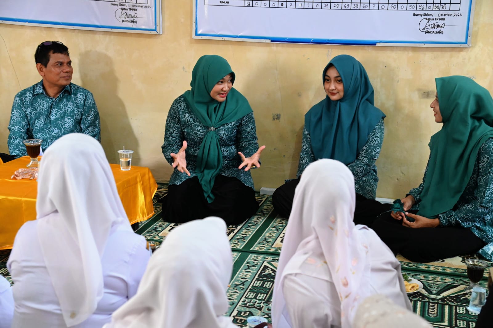 Pj Ketua TP PKK Aceh Besar Lakukan Intervensi Stunting di Posyandu Gampong Bueng Sidom