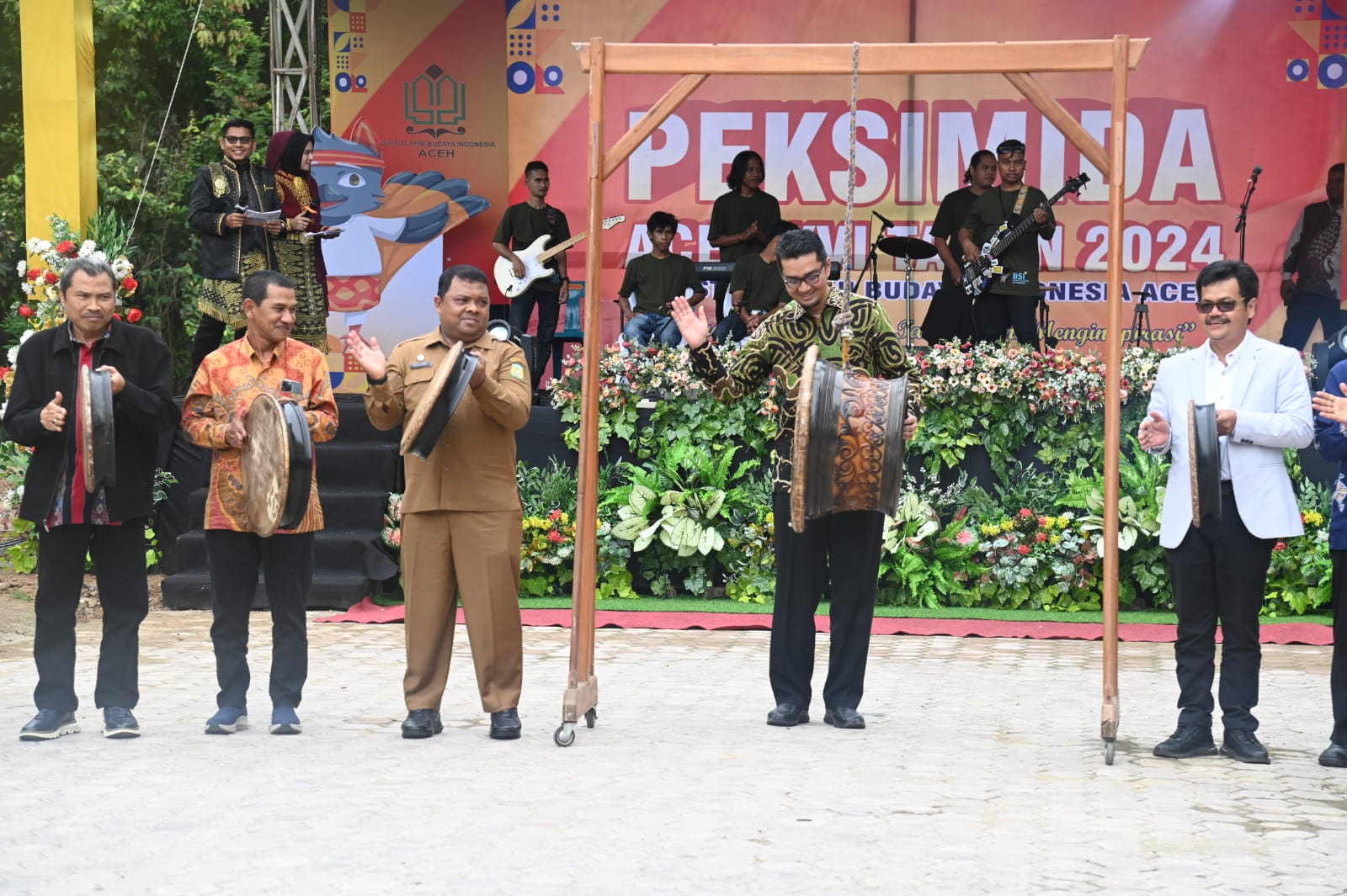 Wakili Pj Bupati, Sekda Aceh Besar Hadiri Pembukaan Peksimida Aceh 2024