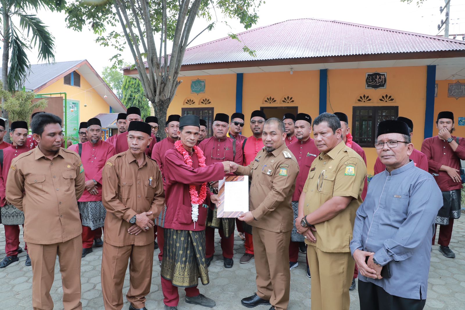 Pj Bupati Iswanto Sambut Studi 40 Guru Thailand Selatan di Aceh Besar