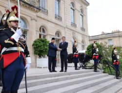 Bertemu Presiden Macron, Menhan Prabowo Perkuat Kerja Sama Pertahanan