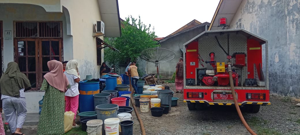 Periode Agustus, BPBD Aceh Besar Salurkan Lebih 2 Juta Liter Air Bersih di Lhoknga dan Sekitarnya