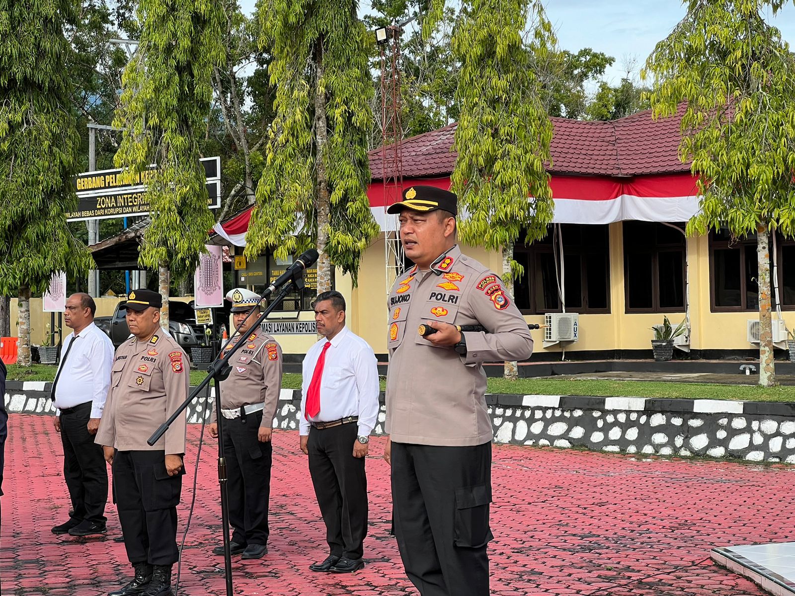 Polres Gelar Apel Persiapan Pengamanan Pelantikan Anggota DPRK Aceh Besar