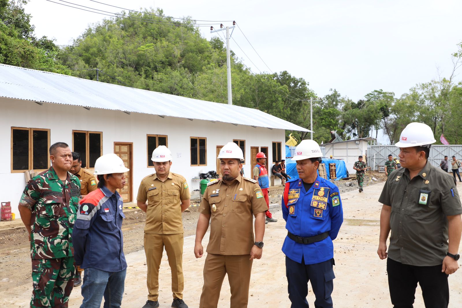 Pj Bupati Aceh Besar Tinjau Progres Pembangunan Venue PON dan Wisma Atlet