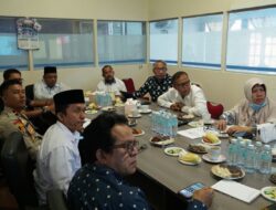 Wakili Pj Bupati, Sekda Aceh Besar Hadiri Rapat Evaluasi Penanganan Siaga Bencana
