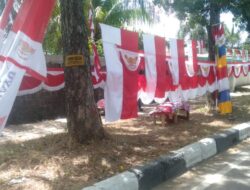 Jelang HUT ke-79 RI, Penjualan Bendera Merah Putih di Banda Aceh Menurun