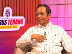 Mahfud MD : KPK Kini Jadi Alat untuk Menghajar Lawan Politik Penguasa!