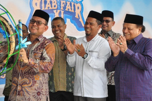 Wakili Pj Bupati, Kadisdik Dayah Aceh Besar Hadiri Penutupan RIAB Fair XI