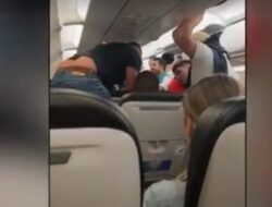 Badai Petir Paksa Pesawat Mendarat Darurat, Para Penumpang Ketakutan, Sempat Khawatir akan Jatuh