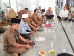 Wakili Pj Bupati, Asisten 1 Sekda Aceh Besar Pimpin Rapat Identifikasi Hukum Adat di Lamlhom