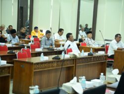 Wakili Pj Bupati, Staf Ahli Hadiri Rapat Rancangan Qanun Aceh Tentang Distribusi Perdagangan