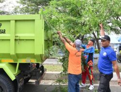 Pj Bupati Aceh Besar Pimpin Aksi Satu Jam Pungut Sampah di Blang Bintang