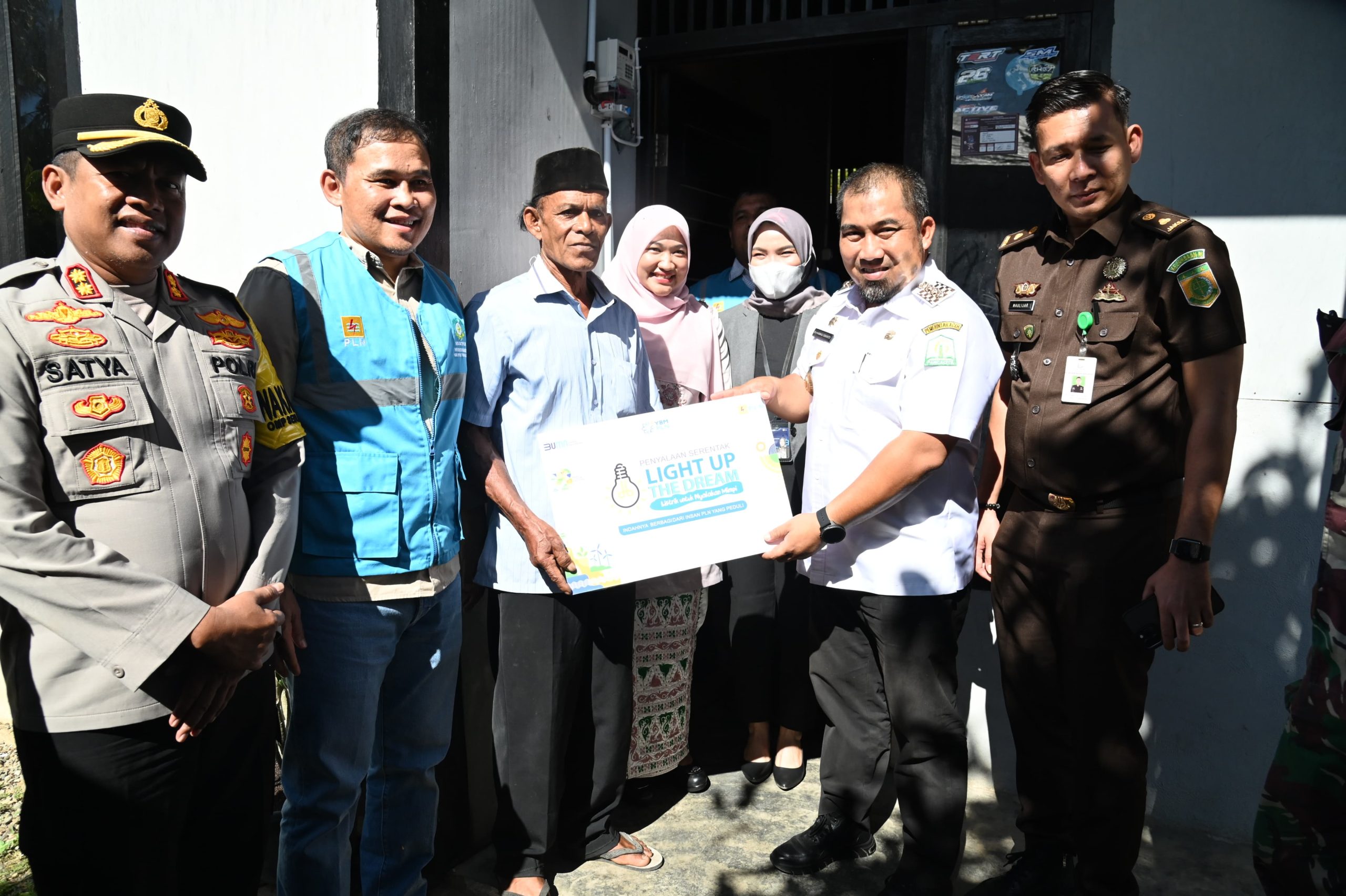 Pj Bupati Apresiasi Penyaluran Listrik Gratis bagi Masyarakat Kurang Mampu