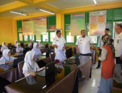 Pj Bupati Aceh Besar Tinjau Pelaksanaan ANBK Tingkat SD