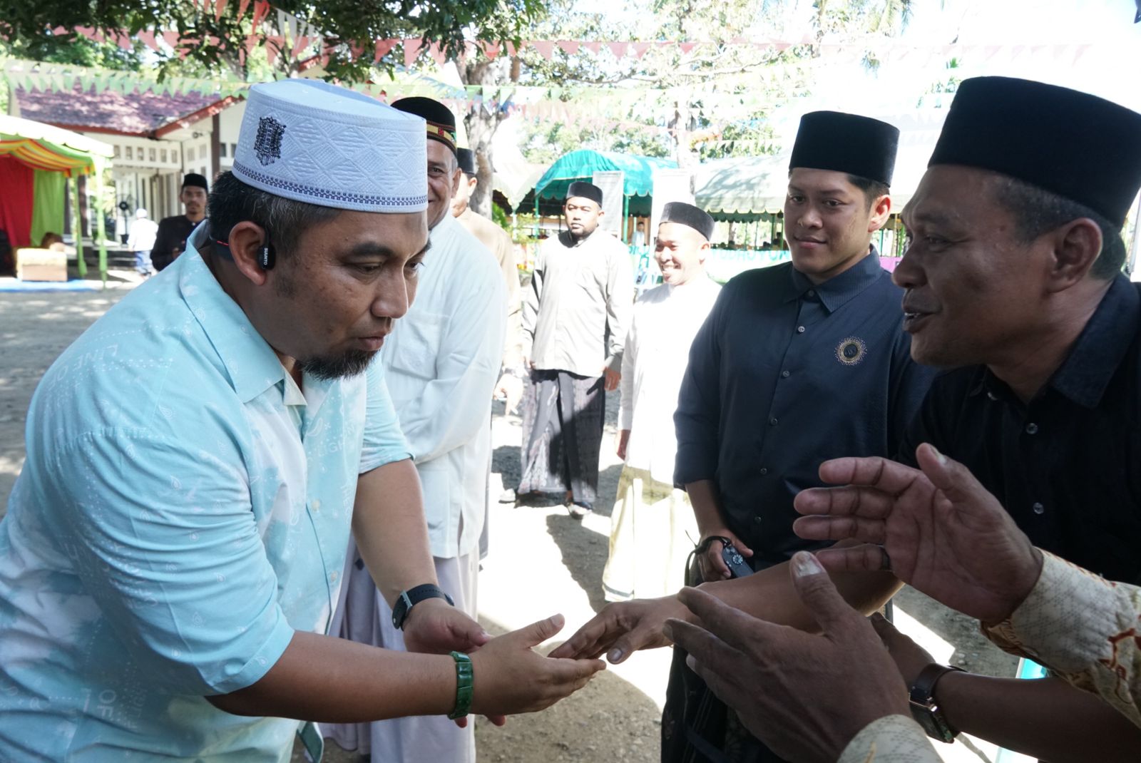 Pj Bupati Aceh Besar Hadiri Maulid Nabi Muhammad SAW di Dayah Darul Ulum Al Fata Kayee Kunyet