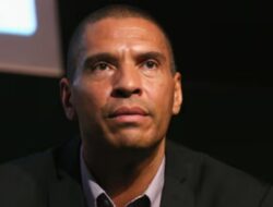 Stan Collymore Tuduh Cristiano Ronaldo Sudah Jadi Boneka Arab Saudi