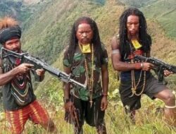 Brutal! Gegara Istrinya Selingkuh, Anggota KKB Papua Ngamuk Bakar 2 Sekolah dan Sejumlah Bangunan