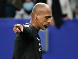 Wasit Kontroversial Ahmed Al Kaf Dilarang Pimpin Laga Kualifikasi Piala Dunia Zona Asia