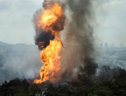 Kebakaran Pipa Gas Petronas, 63 Orang Dilarikan ke RS