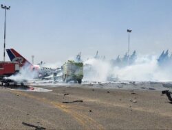 Serangan Israel Hantam Bandara Yaman, Pesawat Jamaah Haji Hancur Lebur