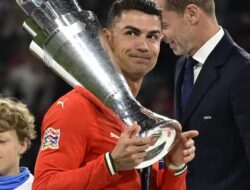Ronaldo Angkat Tiga Tropi Eropa, Euro 2016 Sampai UEFA League 2025, Piala Dunia Sebelum Pensiun