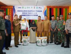 2.848 Keluarga di Sabang Terima Bantuan Pangan Beras dari Pemerintah