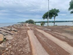 Jalan Lintas Kampung Jawa–Ulee Lheue Masih Memprihatinkan