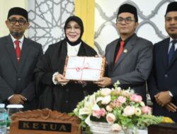 Wali Kota Illiza Serahkan Rancangan Qanun APBK 2026 ke DPRK Banda Aceh