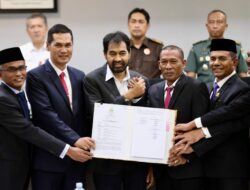 Gubernur Mualem Bersama DPRA Tandatangani KUA–PPAS Aceh Tahun 2026