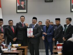 Sekda Aceh Sampaikan Nota Keuangan APBA 2026 dalam Rapat Paripurna DPRA
