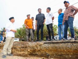 Gubernur Mualem Tinjau Abrasi Parah di Lhok Puuk Aceh Utara, 38 Rumah Hilang
