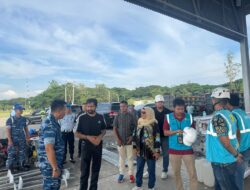 Gubernur Mualem Tinjau Material Tower Pengganti yang Tiba di Aceh
