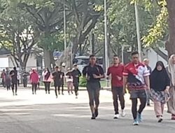 Warga Antusias Berolahraga di Bulan Puasa