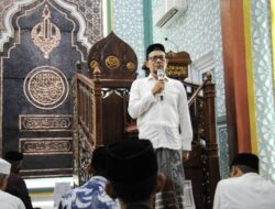 Wakil Ketua DPRK Banda Aceh Sampaikan Tausyiah tentang Makna Puasa di Masjid Al Ikhlas Gampong Ilie