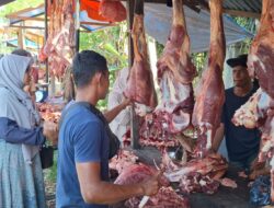Jelang Idulfitri 1447 H, Warga Banda Aceh Mulai Beli Daging Meugang