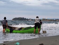 Nelayan Lam Awe Peukan Bada Kembali Melaut di Pasca Idul Fitri