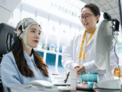 China Akan Makin Buka Sektor Telko, Bioteknologi, Layanan Kesehatan