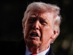 Trump Perpanjang Gencatan Senjata Iran, Blokade Hormuz Berlanjut