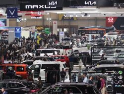 Laku 80.776 Unit, Penjualan Mobil Meroket 55% Yoy