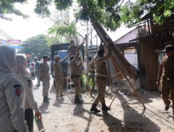 Satpol PP dan WH Aceh Besar Kembali Bongkar Bangunan Liar di Baitussalam