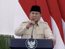 Prabowo: Banyak Pejabat Masuk RS karena Kerja Keras