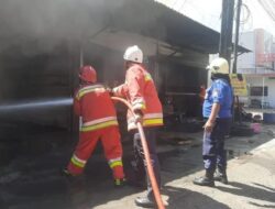 Kebakaran di jalan Teuku Umar Banda Aceh, 10 Unit Damkar Dikerahkan