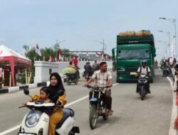 Jembatan Kutablang Dibuka, Warga Sambut Lega Akses Kembali Lancar